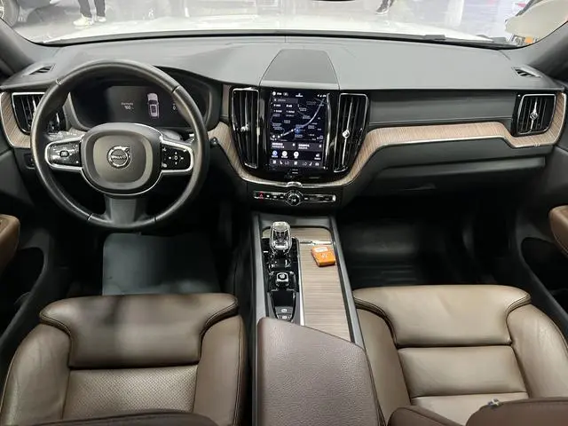 Volvo Volvo XC60 PHEV T8 four-wheel drive Zhiyuan Deluxe Edition