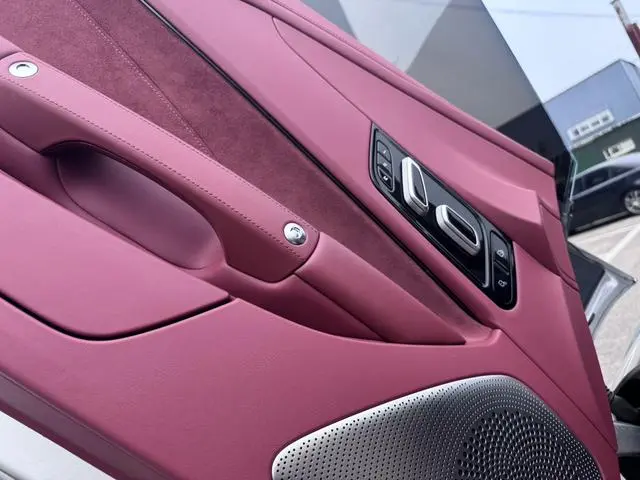 MG MG Cyberster 501km Charm Heart Edition