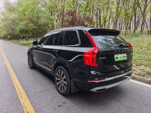 Volvo Volvo XC90 PHEV E-drive hybrid T8 Zhizun Deluxe Edition 7 Seats