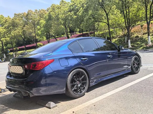 Infiniti Infiniti Q50L 2.0T Comfort Edition