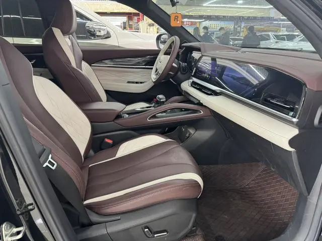 Geely Xingyue L 2.0TD DCT EVO two-wheel drive luxury