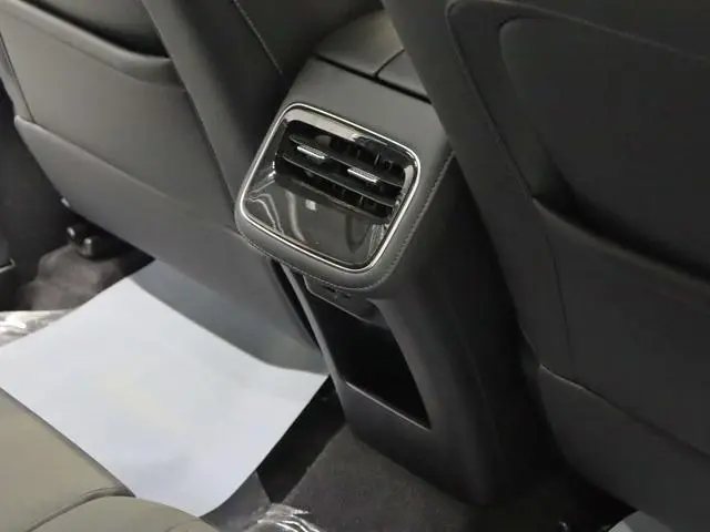 Chery Fengyun Fengyun T8 1.5T 130km Deluxe Edition