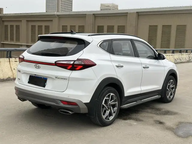 Hyundai Tucson 280TGDi dual-clutch two-wheel drive fashion version of the country VI