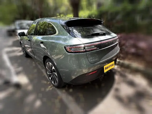 AITO Ask the world M5 Extended range rear drive standard edition