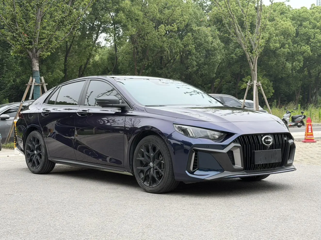 GAC Shadow Leopard 270T J16 R-Style track version