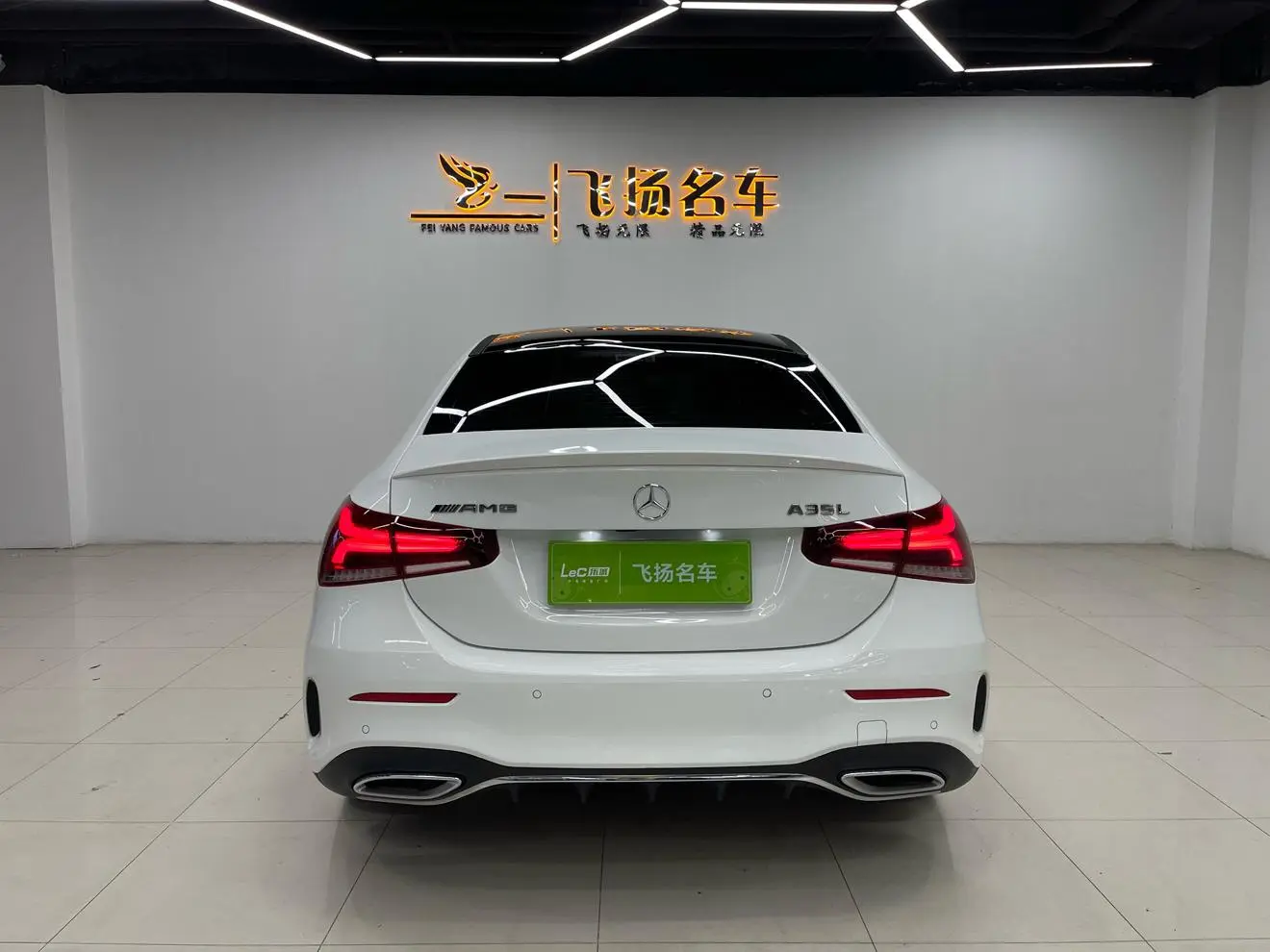 Mercedes-Benz Mercedes-Benz A-class A 200 L sports sedan fashion Version
