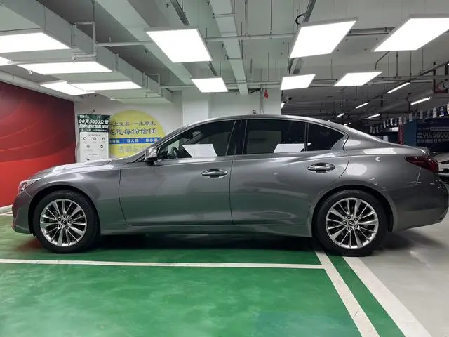 Infiniti Infiniti Q50L 2.0T Yixiang Edition Country VI