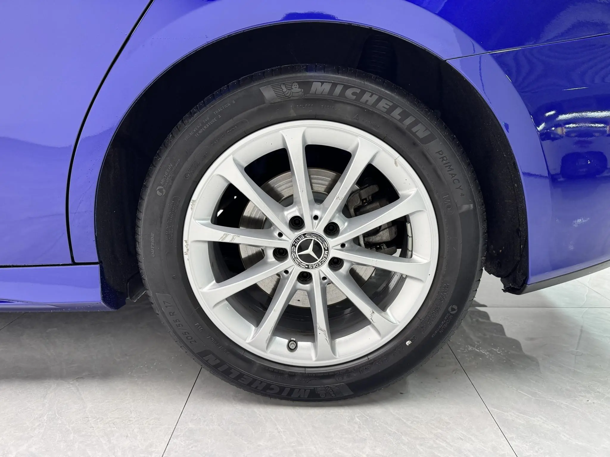 Mercedes-Benz Mercedes-Benz A-class A 200 L sports sedan