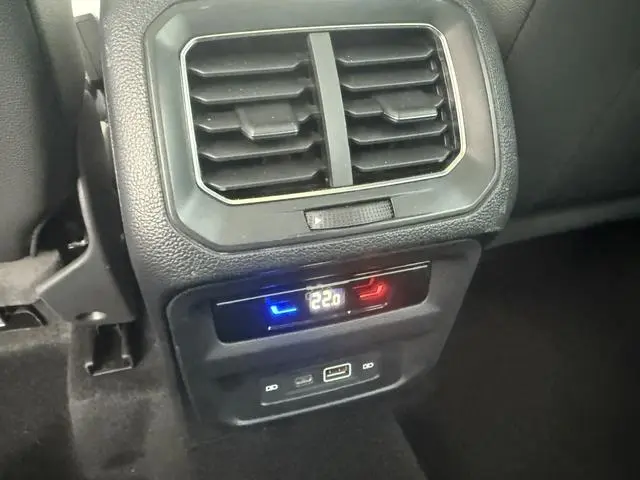 Volkswagen Tiguan L 330TSI automatic two-wheel drive Smart edition