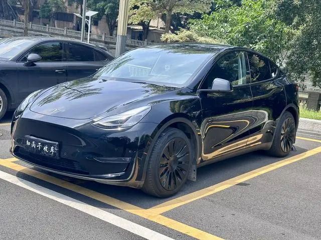 Tesla Model Y Standard battery life, rear-wheel drive version