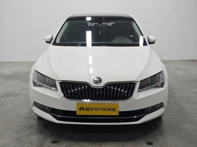 Skoda Speed pie ZI330 DSG Comfort Edition Country VI