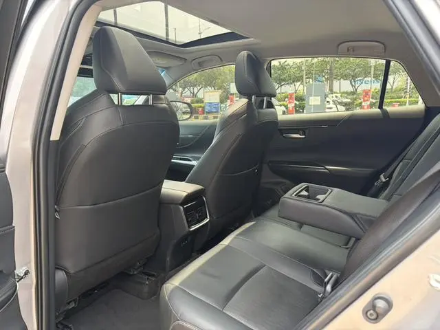 TOYOTA Weisha 2.0L CVT two-wheel drive technology version