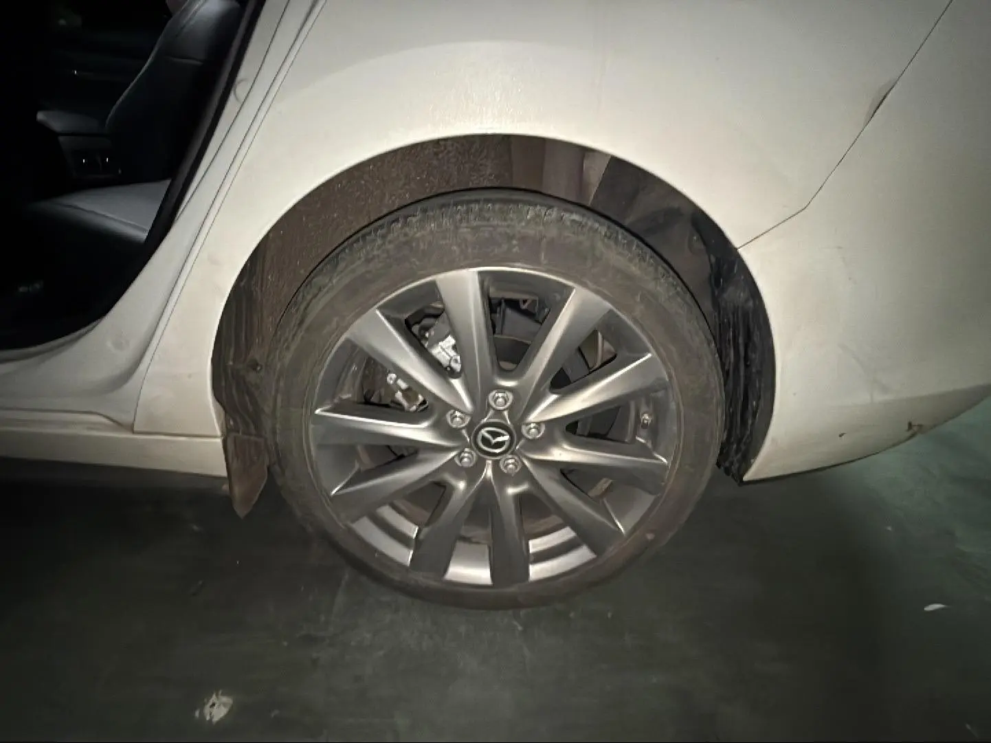Mazda Mazda 3 Angkesaila 2.0L automatic quality elegant version
