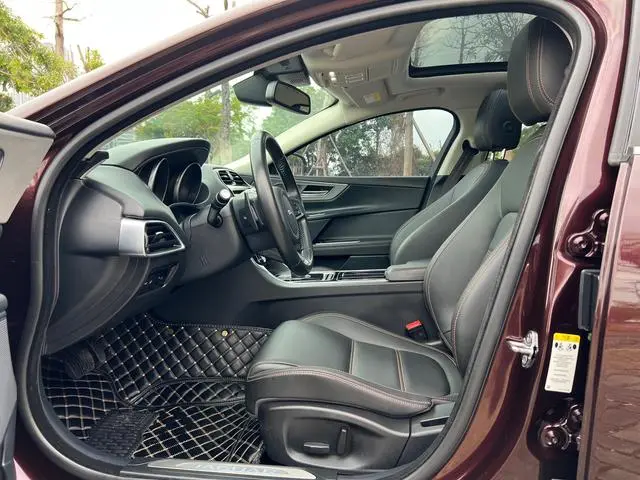 Jaguar Jaguar XEL 2.0T 200PS Deluxe Edition