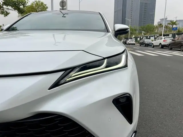 TOYOTA Weisha 2.0L CVT two-wheel drive premium edition