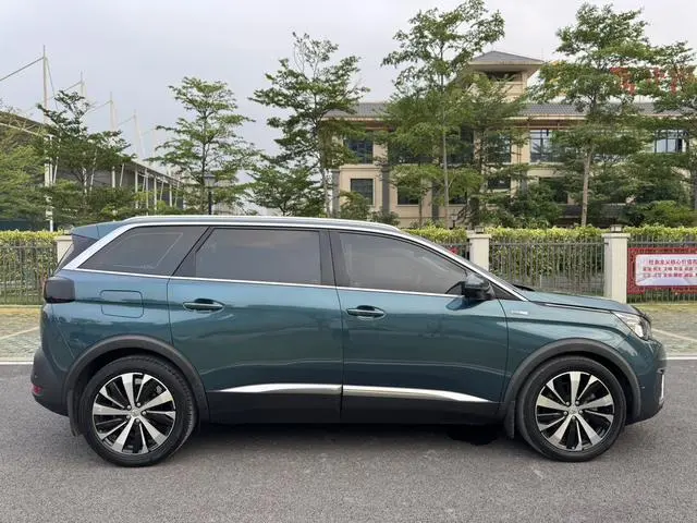 Peugeot Peugeot 5008 380THP 7-seater Deluxe Edition