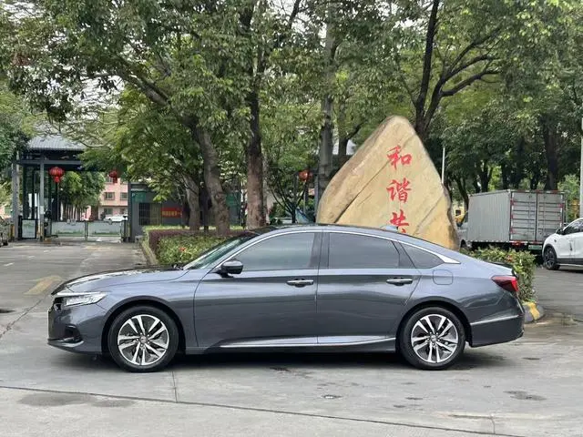 Honda Accord Sharp*Hybrid 2.0L Sharp Collar Version