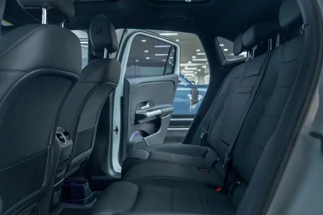 Mercedes-Benz Mercedes-Benz GLA GLA 220