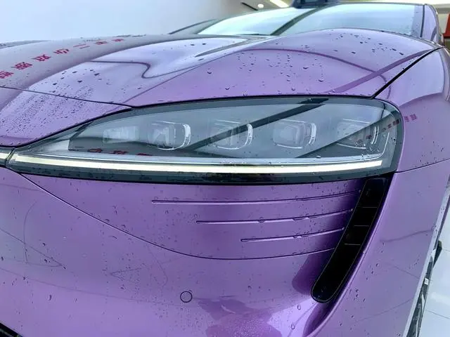 LUXEED Wisdom World S7 Ultra four-wheel drive sports edition