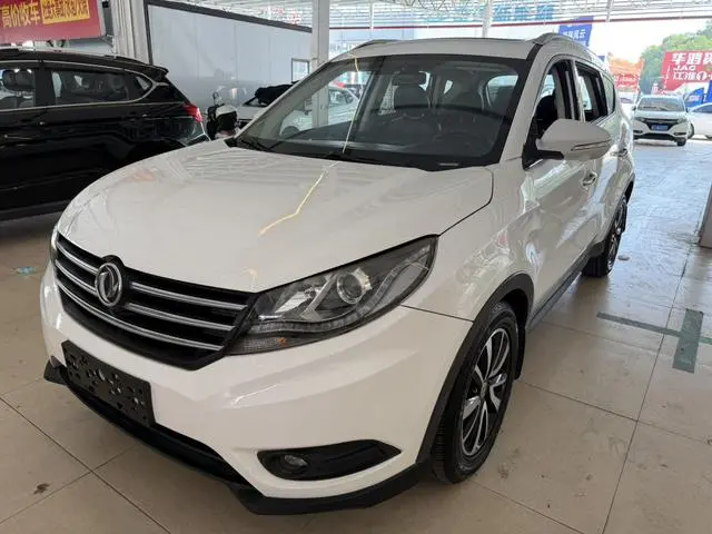 Dongfeng Fengguang Scenery 580 1.5T manual luxury type