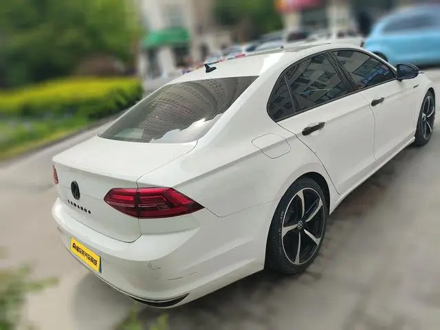 Volkswagen Lingdu 230TSI DSG Fashion Edition