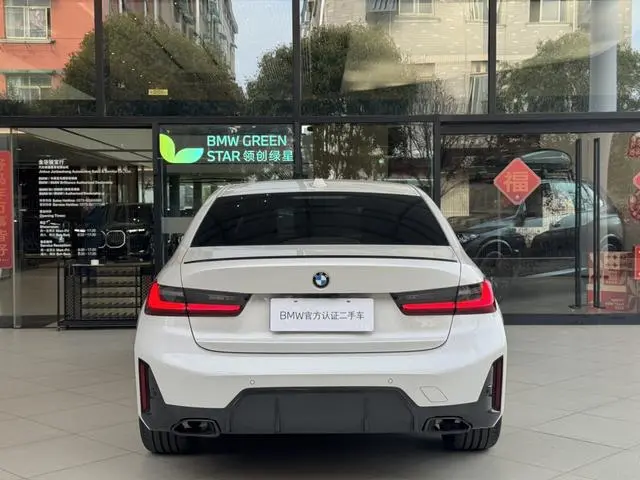 BMW BMW 3 Series 325i M Sports Yao Ye Suit