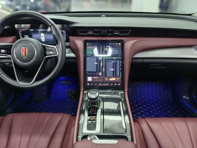 Hongqi Hongqi H5 1.5T DCT Zhilian Flag Rhyme Version