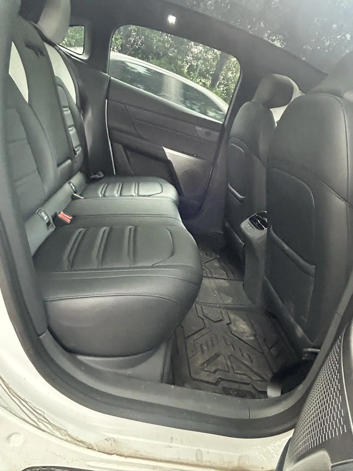 Dongfeng eπ eπ007 Extended range 200 Ruyi Edition