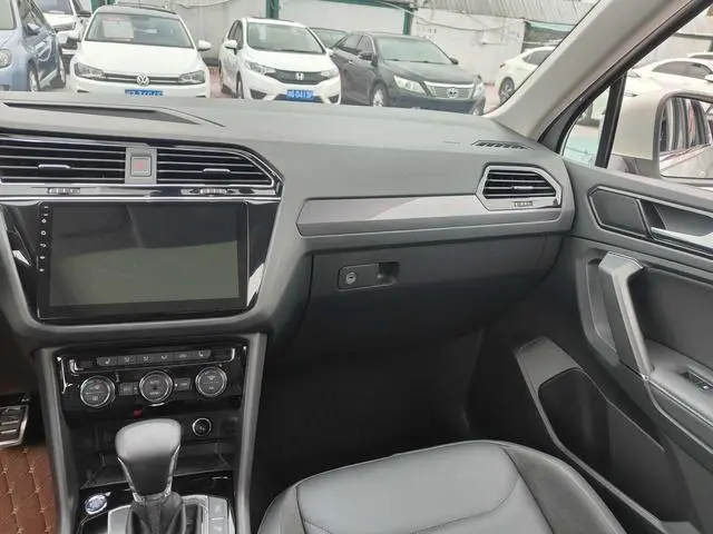 Volkswagen Tiguan L 330TSI automatic two-wheel drive R-Line Premium edition