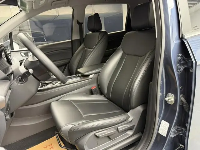 Wuling Wuling Jiachen 1.5T CVT Smart Luxury