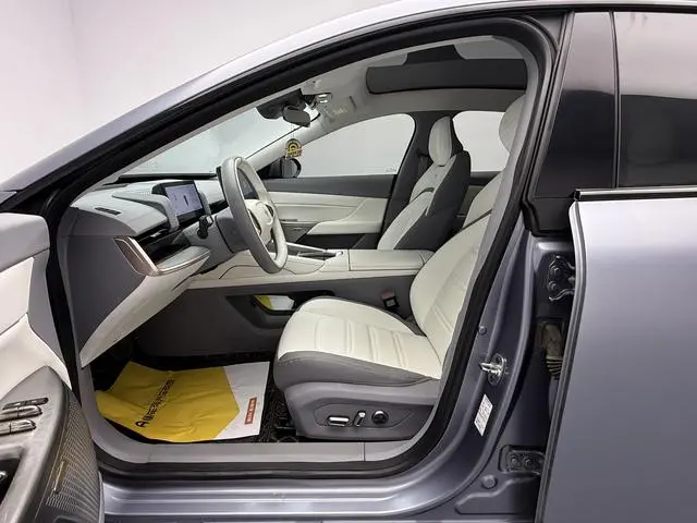 Dongfeng eπ eπ007 Pure electric 540 four-wheel drive Max version