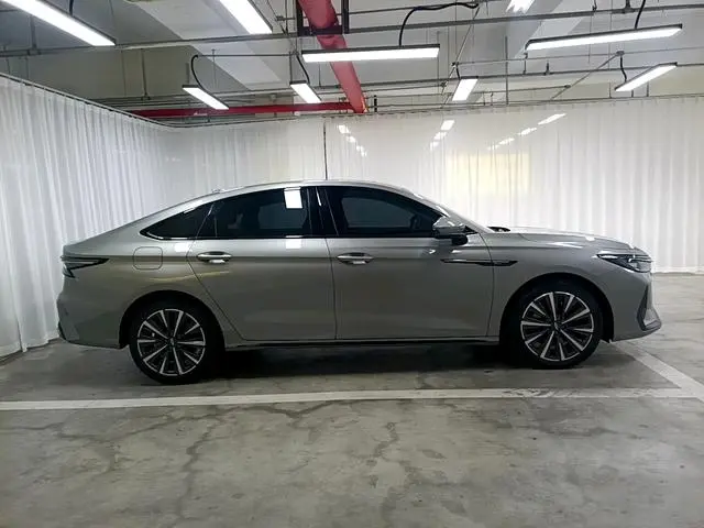 Chery Fulwin Arrizo 8 High-energy version 2.0T DCT royal