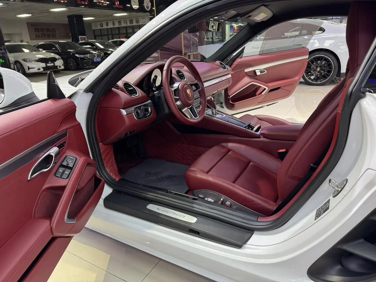 Porsche Porsche 718 Cayman 2.0T