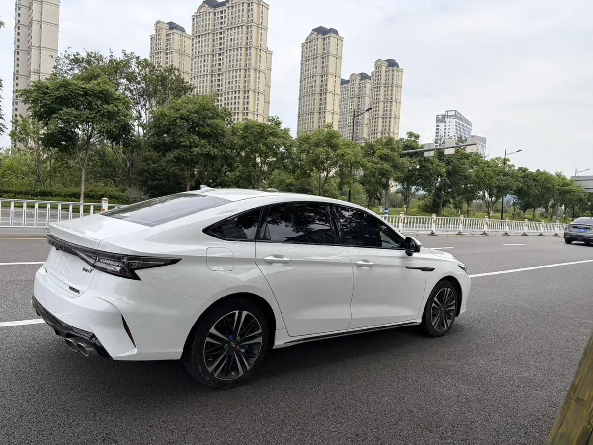 Chery Fulwin Arrizo 8 High-energy version 2.0T DCT royal