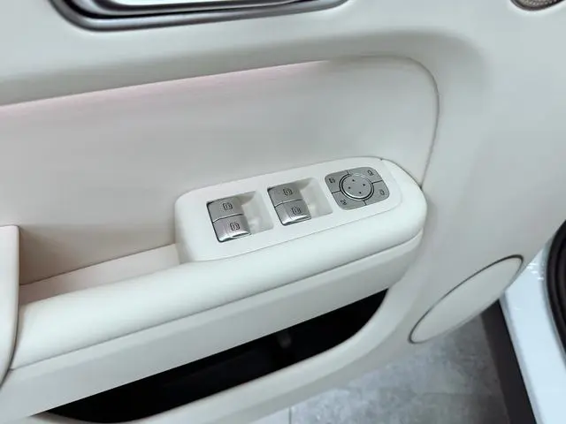 Li Auto Ideal L7 Ultra version