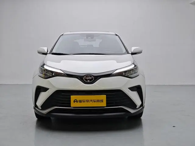 TOYOTA IZOA 2.0L Yixiang Edition