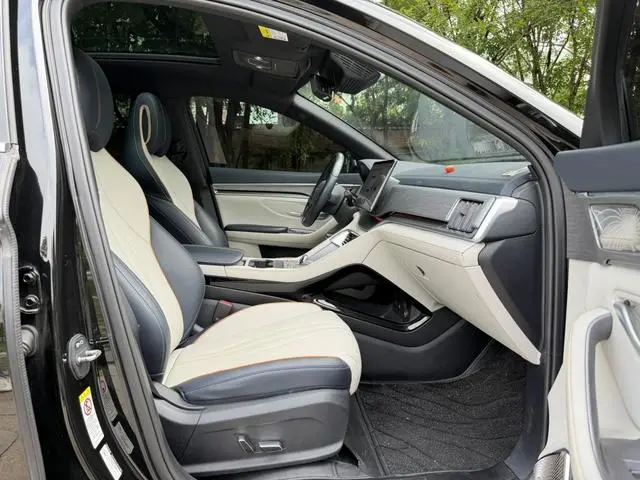 BYD Song PLUS DM DM-i Champion Edition 150KM Flagship PLUS