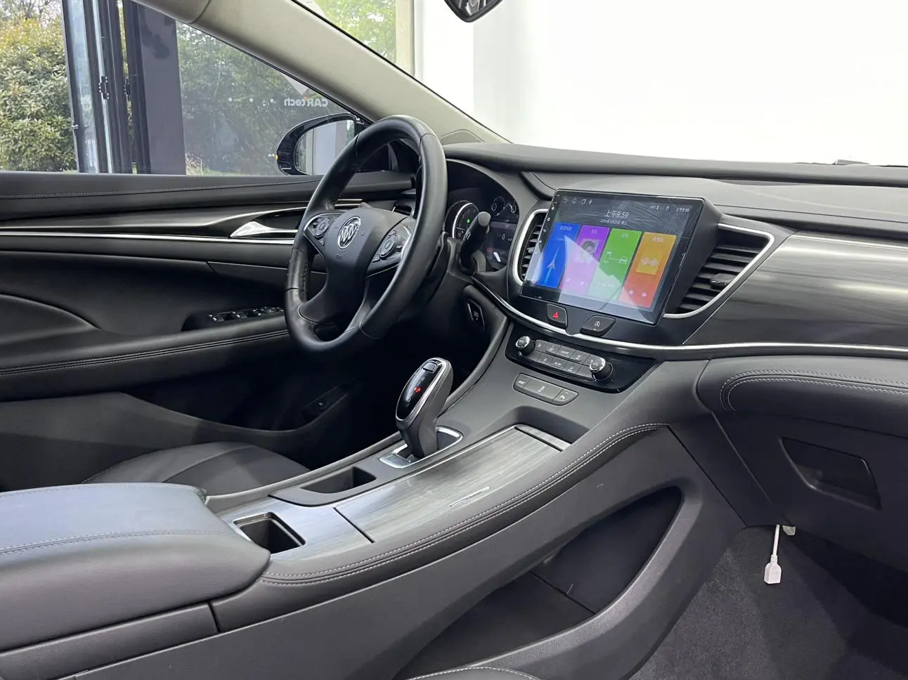 Buick Lacrosse 652T luxury