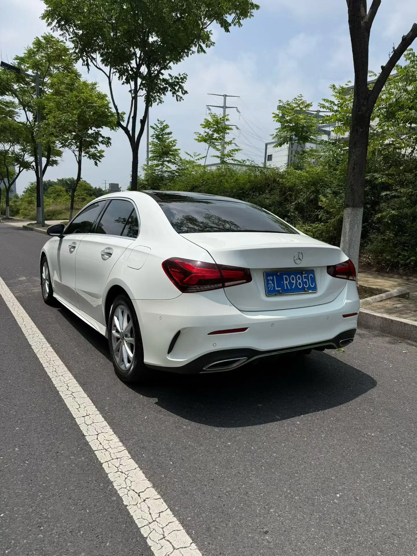 Mercedes-Benz Mercedes-Benz A-class A 200 L sports sedan