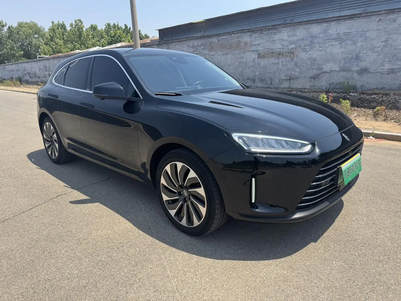 AITO Ask the world M5 Extended range four-wheel drive Ultimate edition