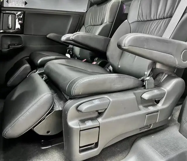Honda Odyssey 2.0L Sharp*Exclusive Edition