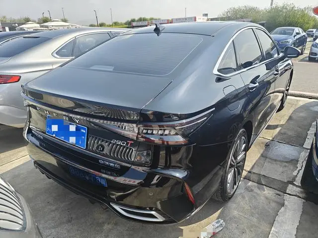 Chery Fulwin Arrizo 8 1.6TGDI DCT Yi