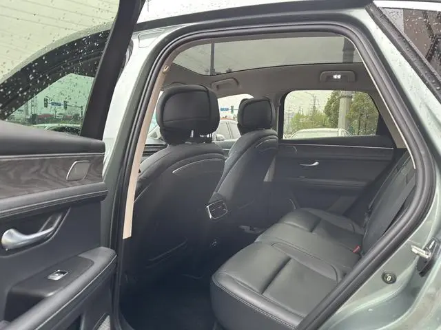 AITO Ask the world M5 Extended range Four-wheel drive Ultimate Edition