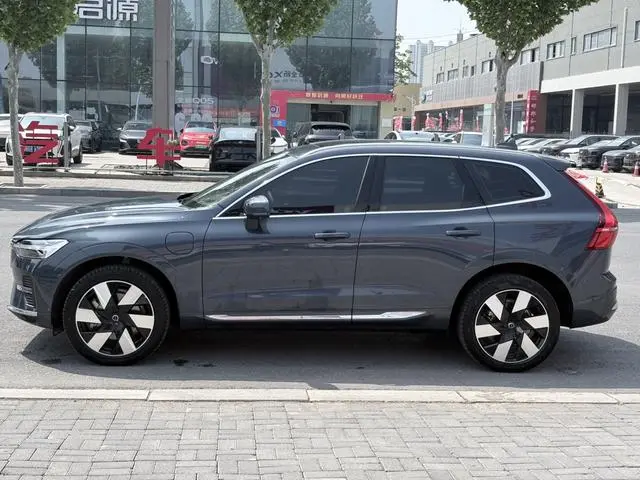 Volvo Volvo XC60 PHEV T8 four-wheel drive long battery life Zhiya Deluxe Edition