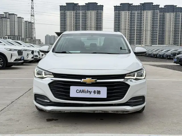 Chevrolet Cruze 320 automatic Enjoy Skylight version