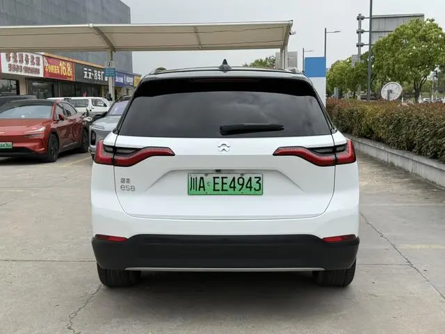 NIO NIO ES8 425KM benchmark version