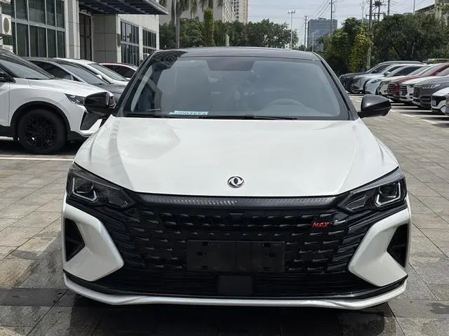 Dongfeng Fengshen Yi Hyun MAX 1.5T super cool Trendy Dad Version