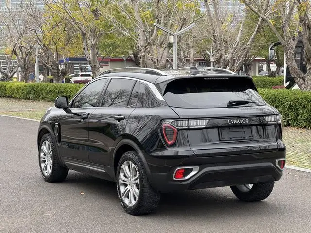 LYNK & CO Lynk 01 2.0T two-wheel drive Pro version country VI