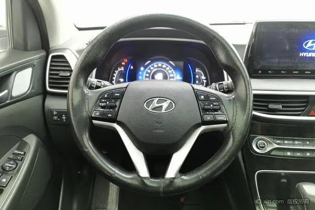Hyundai Tucson 280TGDi dual-clutch two-wheel drive fashion version of the country V