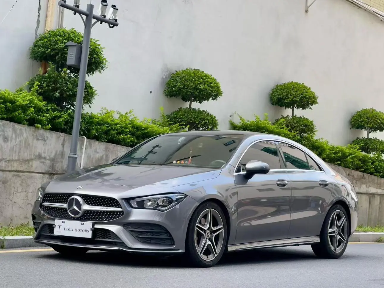 Mercedes-Benz Mercedes-Benz CLA CLA 200 four-door coupe